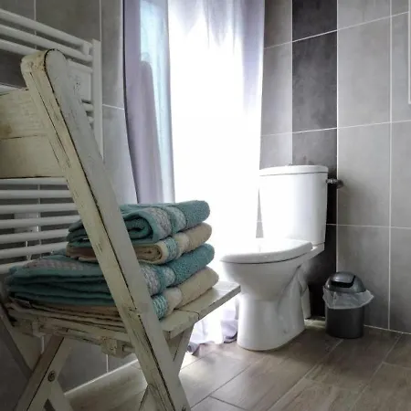 Holiday home House Le Fournil De L'emiliere *